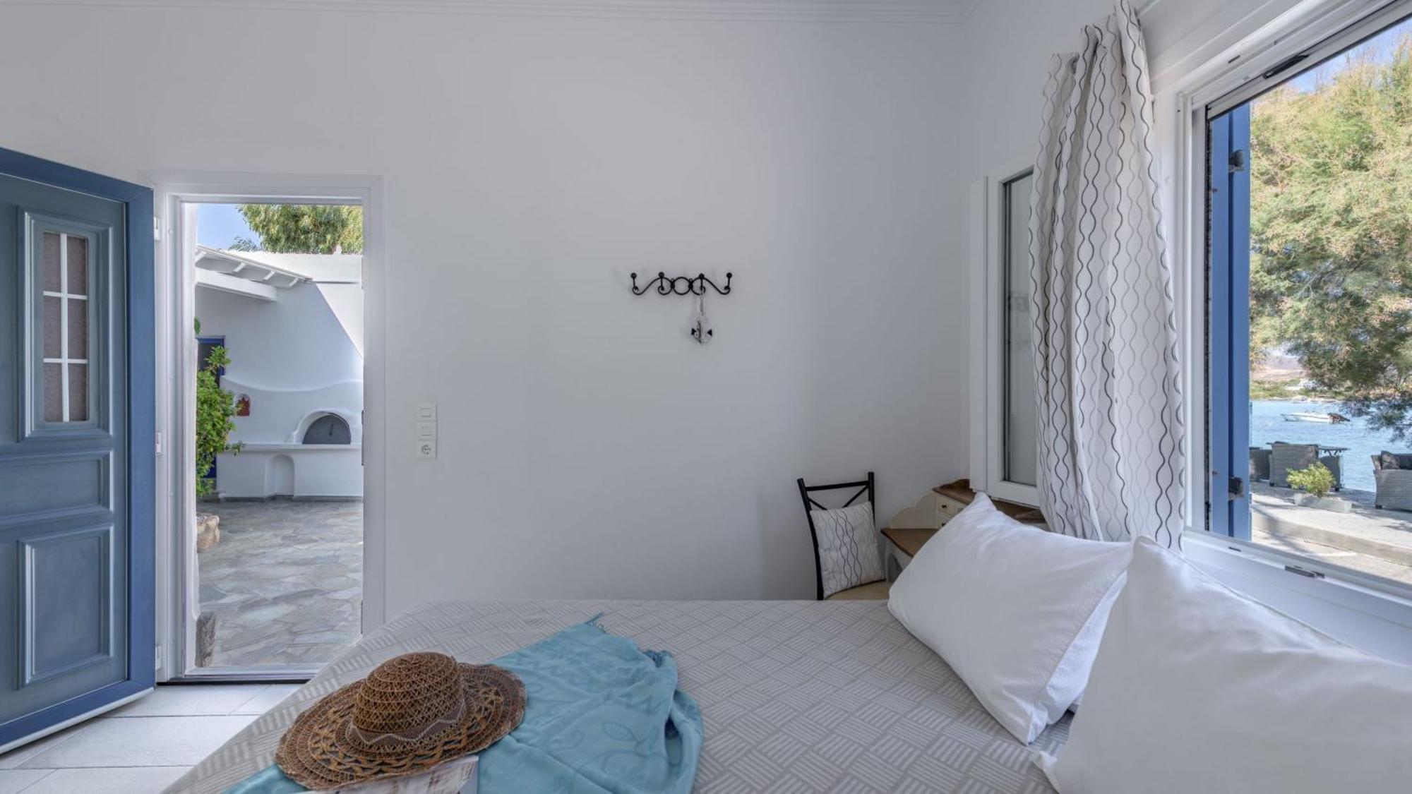 Floras Rooms Pollonia Ngoại thất bức ảnh